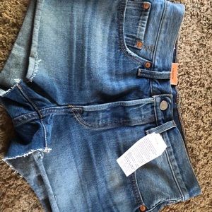 Levi’s shorts